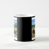 愛らしい子犬とカスタマイズ可能なドイツの羊飼い コーヒーマグカップ (中央)