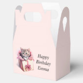 愛らしい子猫を箱に入れた誕生日 フェイバーボックス (オープン)