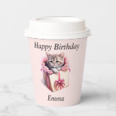 愛らしい子猫を箱に入れた誕生日 紙コップ (正面)