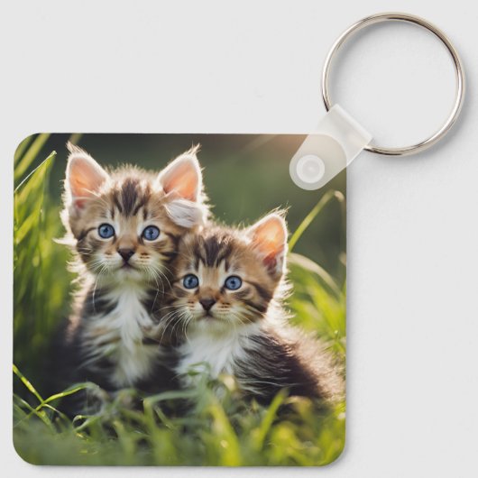 愛らしい子猫 キーホルダー (裏面)