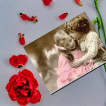 愛らしい小さな女の子と少年