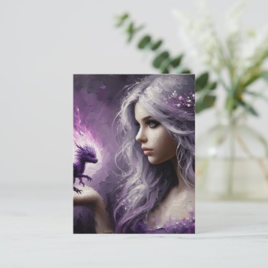 愛らしい小さな紫の龍と女性 ポストカード (スタンド正面)