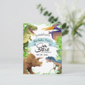 愛らしい少年の恐竜誕生日招待状 ポストカード (スタンド正面)