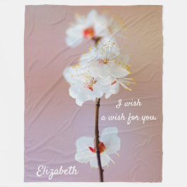 愛らしい日本のアプリコットの花 フリースブランケット