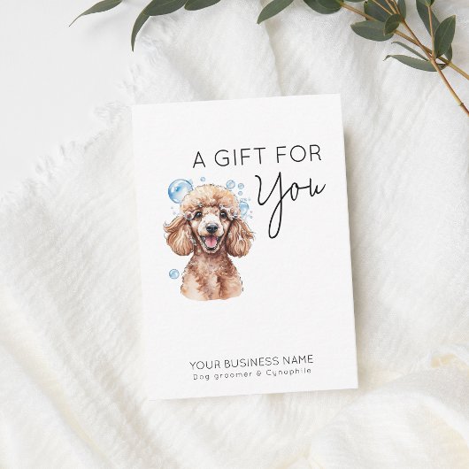 愛らしい犬、プードルペットグルーミングギフトカード ノートカード