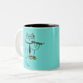 愛らしい猫がお寿司を楽しむ ツートーンマグカップ (正面左)