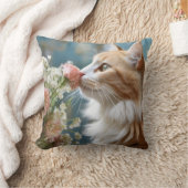 愛らしい猫が花の香りを嗅ぐクッション! クッション (ブランケット)