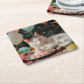 愛らしい猫誕生祝いデザイン スクエアペーパーコースター (アングル)