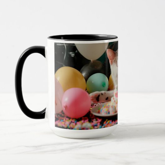 愛らしい猫誕生祝いデザイン マグカップ (左)