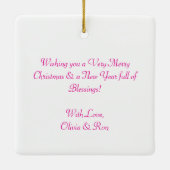 愛らしい白い子猫ピンクのクリスマスパーソナライズされた セラミックオーナメント (裏面)