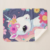 愛らしい白ベビーの一角花 シェルパブランケット (正面(横))