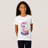 愛らしい白ベビーの一角花 Tシャツ (正面フル)