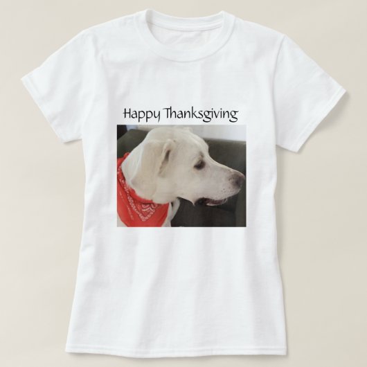 愛らしい白犬の感謝祭 Tシャツ (デザイン正面)