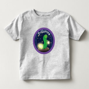 愛らしい緑の輝くワームの漫画のイラストレーション トドラーTシャツ