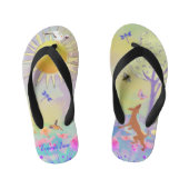 愛らしい踊りの子犬と蝶 キッズビーチサンダル (フットベッド)