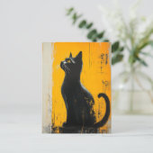 愛らしい黒猫のグランジー黄色背景 ポストカード (スタンド正面)