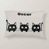 愛らしい黒猫の3匹 アクセントクッション (裏面)
