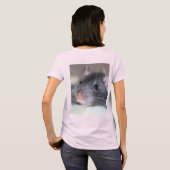 愛らしい Tシャツ (裏面フル)