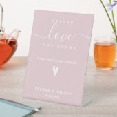 『愛を伝えて細菌を除く – コヴィ結婚ドの安全』 台座サイン (インサイチュ)