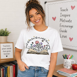 愛を伝え 見守り育てる 花 Tシャツ