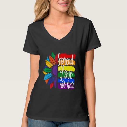 愛を広げよう 憎しみではなく LGBTプライド Tシャツ (正面)