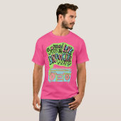 愛を広めるブルックリンの道だ Tシャツ (正面フル)