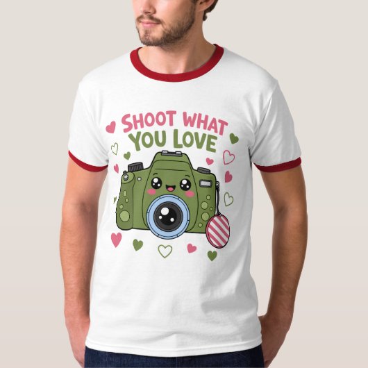 愛を撮る かわいいカメラデザイン Tシャツ (正面)