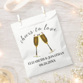 愛を祝うシャンパングラス フェイバーバッグ (クリップ留めされた状態)