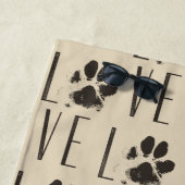 愛を綴る前足の模様 ビーチタオル (インサイチュ)