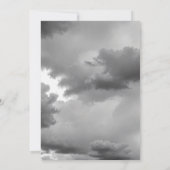 愛を込めた ミニマルな思い出の雲の写真 案内状 (裏面)