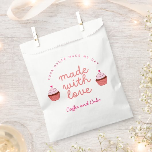 愛を込めて作ったコーヒーとケーキ カップケーキ フェイバーバッグ (クリップ留めされた状態)