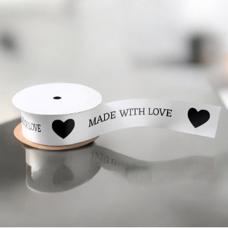 愛を込めて作られる サテンリボン