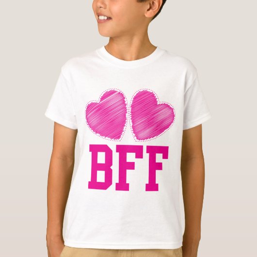 愛ハートを持つ永久にBFFの親友 Tシャツ (正面)