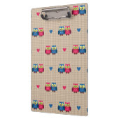 愛フクロウが付いている点検されたパターン クリップボード (左)