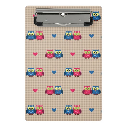 愛フクロウが付いている点検されたパターン ミニクリップボード (正面)