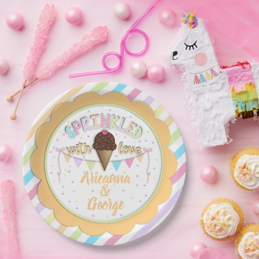 愛ベビーシャワーのプレートによって振りかけられる ペーパープレート (パーティー)