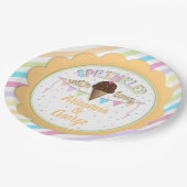 愛ベビーシャワーのプレートによって振りかけられる ペーパープレート (アングル)