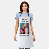 愛モダンおばあちゃん写真記念 エプロン (着用した状態)
