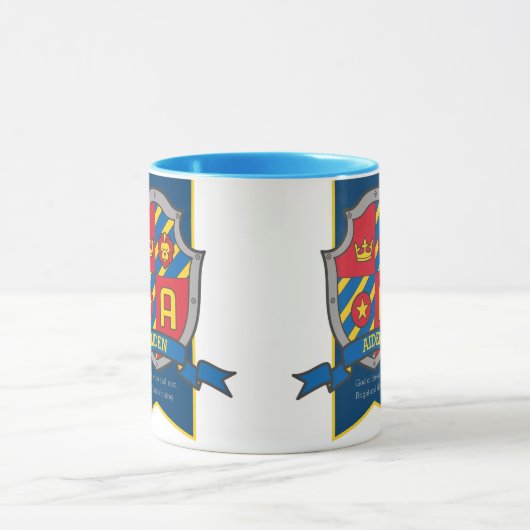 愛伝騎士は赤いブルーの名前を隠し、マグカップを意味する マグカップ (中央)