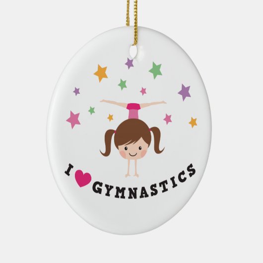 愛体操の漫画の女の子の茶色の毛の逆立ち セラミックオーナメント (右)