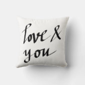 愛及びあなた手書き黒の原稿のタイポグラフィ クッション (裏面)
