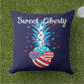 愛国おもしろい的パイナップル アウトドアクッション (芝生)