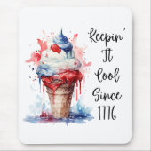 愛国のアイスTシャツ7月4日 マウスパッド (正面)