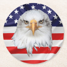 愛国の贈り物をアピールするハゲのワシ