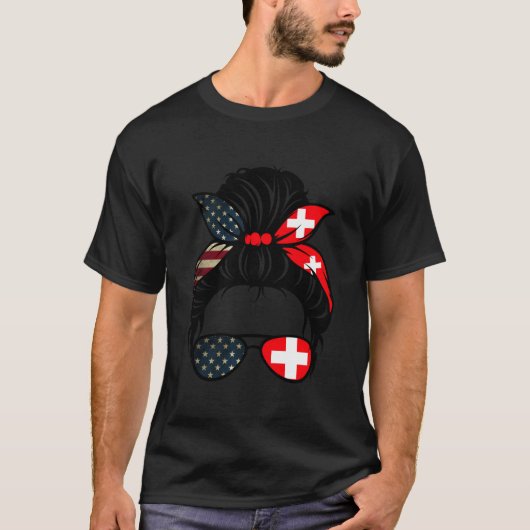 愛国アメリカ スイス ママ アメリカ国旗 スイス国旗 Tシャツ (正面)