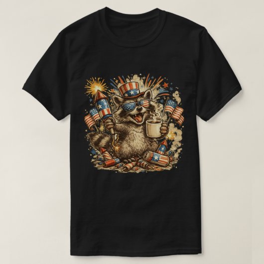 愛国アライグマ コーヒー 花火 7月4日Tシャツ Tシャツ (デザイン正面)