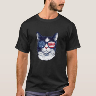 愛国サングラスをかけたクールなアメリカンキャット 仮装 Tシャツ