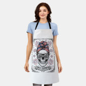 愛国ドクロ 花火 古風な彫刻Tシャツ_ エプロン (着用した状態)