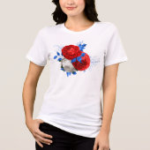 愛国ハートの赤いバラの花束 トライブレンドTシャツ (正面)