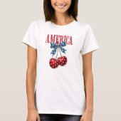 愛国ハートチェリーフラグボウ七月四日Tシャツ Tシャツ (正面)